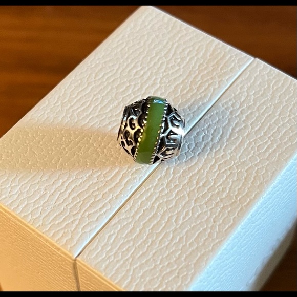 Silver Charms - Picture 4 of 6